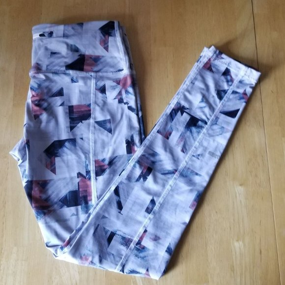 VARLEY Hayworth 7/8 Tights Leggings in Multi-Print - Picture 2 of 15